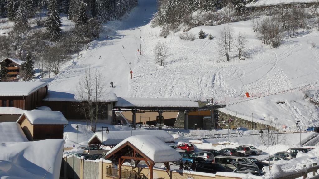 לה פלאנייה Hotel Ancolie - Champagny En Vanoise מראה חיצוני תמונה